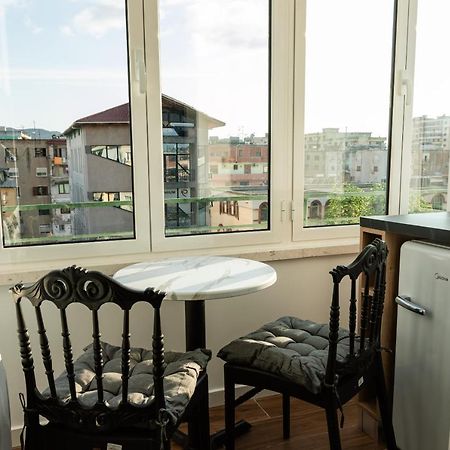 Prime Location Studio In Тирана Экстерьер фото