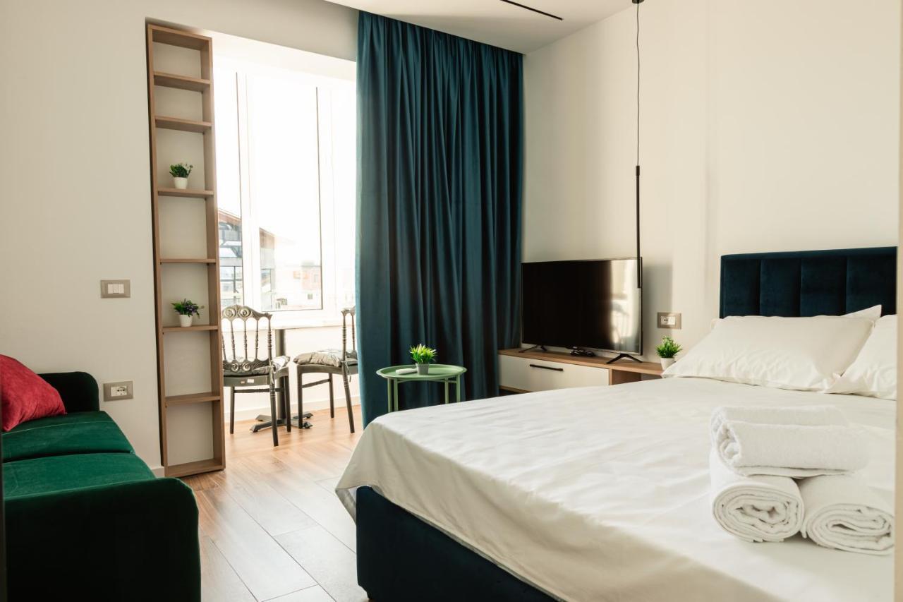 Prime Location Studio In Тирана Экстерьер фото